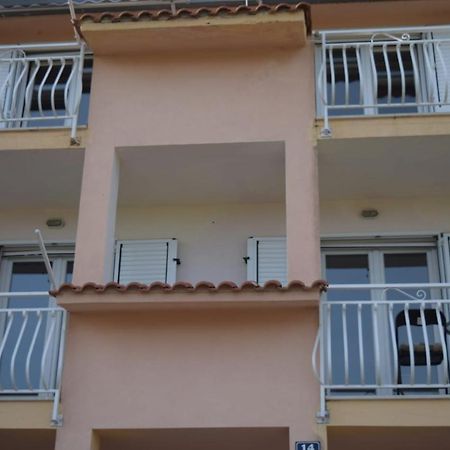 Apartments Marta Kastel Novi Luaran gambar