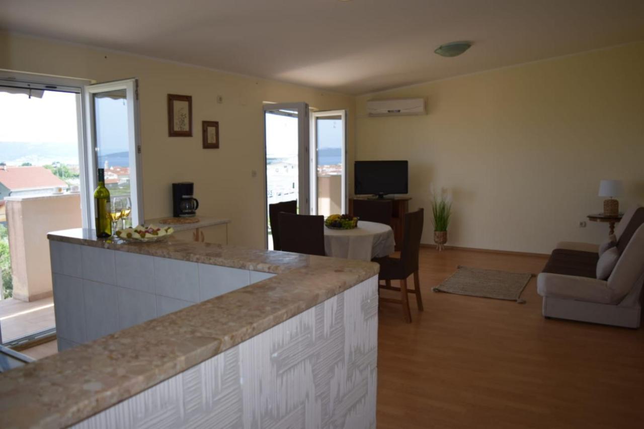 Apartments Marta Kastel Novi Luaran gambar