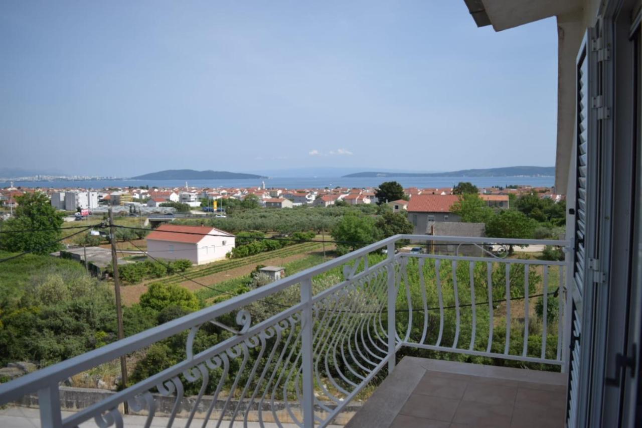 Apartments Marta Kastel Novi Luaran gambar